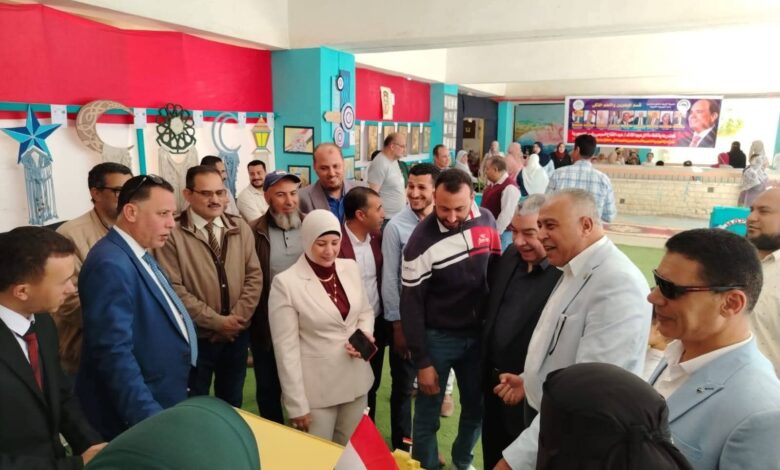 "النوبارية للتعليم الأساسي" ترسم لوحة في حب الوطن