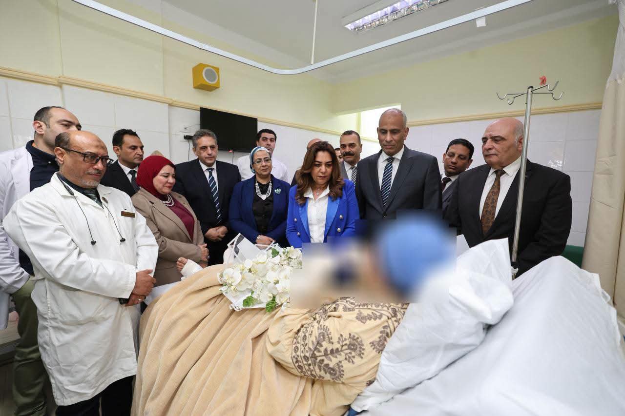 دعم حكومي كامل لرئيسة القرية بعد إصابتها أثناء تنفيذ قرار إزالة