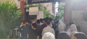 طلاب الثانوية العامة بكفر الشيخ يؤدون إمتحان اللغة العربية وسط أجواء هادئة