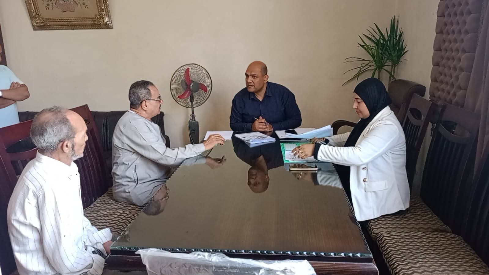 قرارات فورية لحل شكاوى المواطنين في اللقاء الجماهيري الأسبوعي
