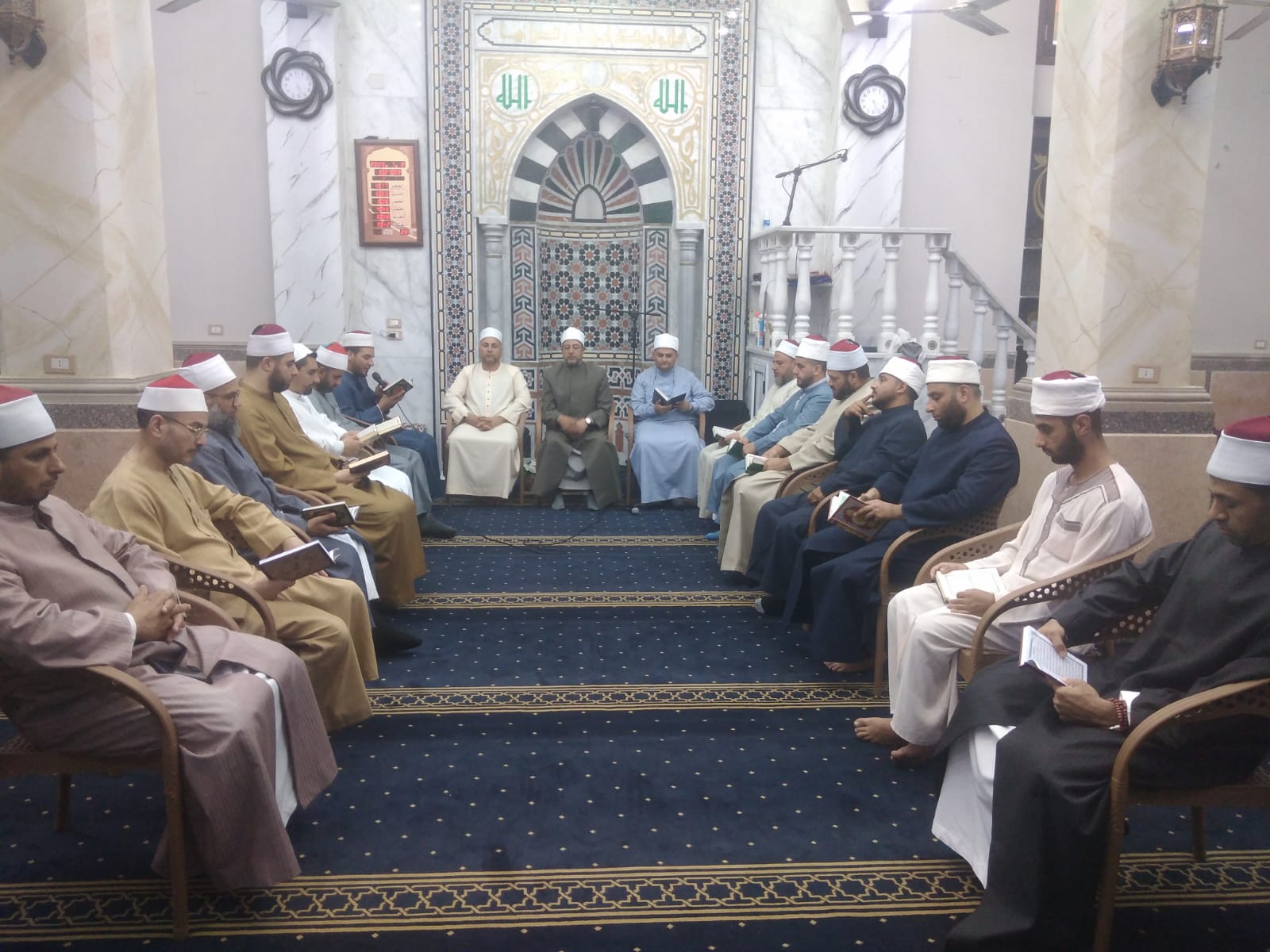 أوقاف الإسكندرية تواصل صقل مهارات الأئمة قرأنيا.. مقرأة بمسجد سليمان محمود