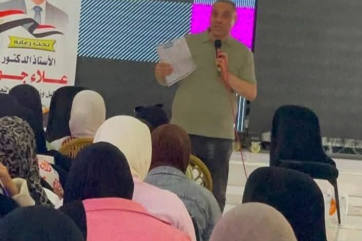تاريخ الثانوية العامة في قبضة طلاب كفر الشيخ خلال مراجعة مجانية حاشدة