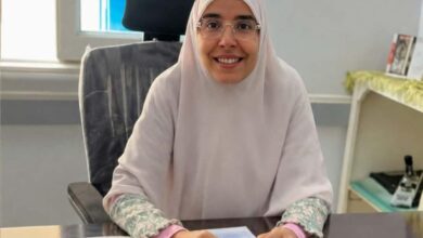 الأستاذة حنان محمود يوسف نموذج مشرف في الإخلاص والتفاني في العمل
