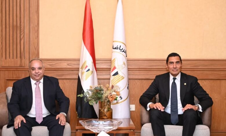 معتز عاشور .. يبحث مع وزير الشباب والرياضة ترتيبات استضافة مصر لمنافسات تنس الطاولة