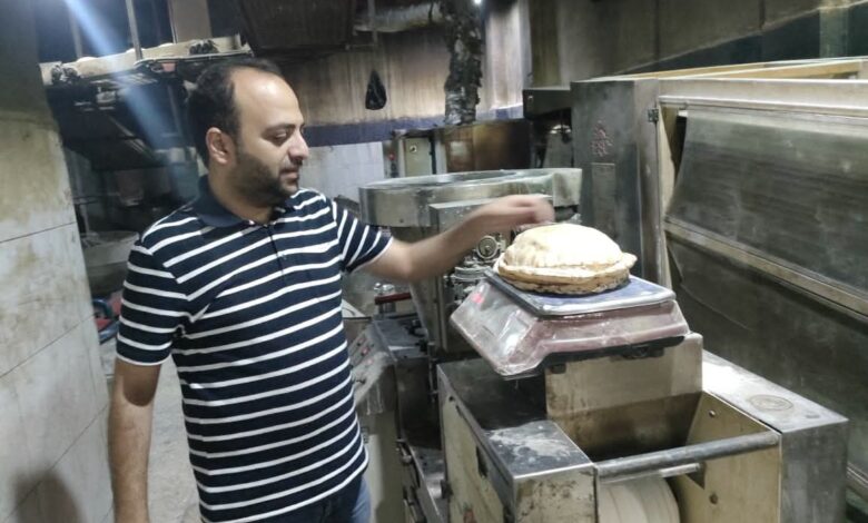 رغيف الخبز خط أحمر .. 7 محاضر نقص وزن للمخابز البلدية بدسوق 