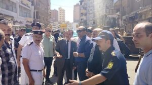 ساطور .. يشن حربا على الاشغالات والتعديات بشوارع دسوق بحضور مدير أمن كفر الشيخ