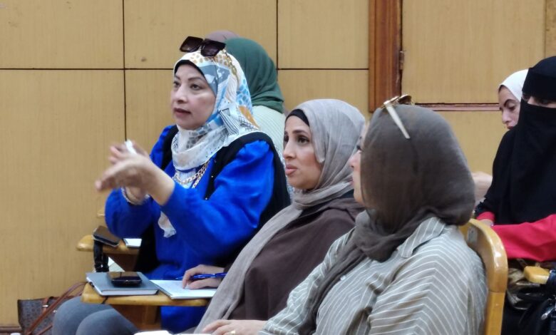 الجوانب المالية للأنشطة الثقافية ومدونة السلوك الوظيفي للعاملين بالجهاز الإداري للدولة.