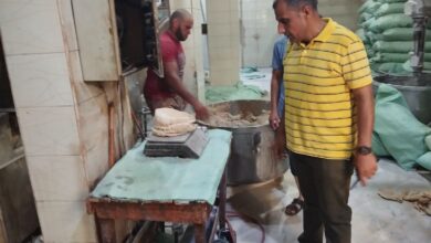 17 مخالفة تضرب مخابز دسوق.. حملات فجراً تضع رغيف الخبز تحت الرقابة