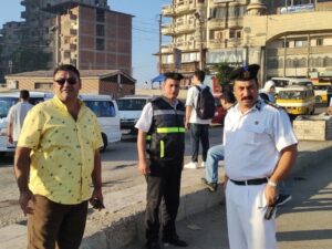 رئيس وحدة مرور دسوق .. يتابع حركة نقل طلاب جامعة كفر الشيخ بمجمع المواقف