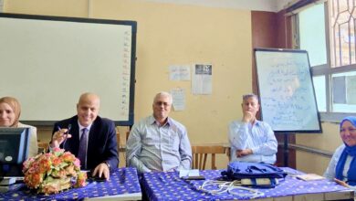 مدير تعليم دسوق .. يعقد اجتماعاً موسعاً بمديري مدارس المرحلتين الإعدادية والثانوية والتعليم الفني