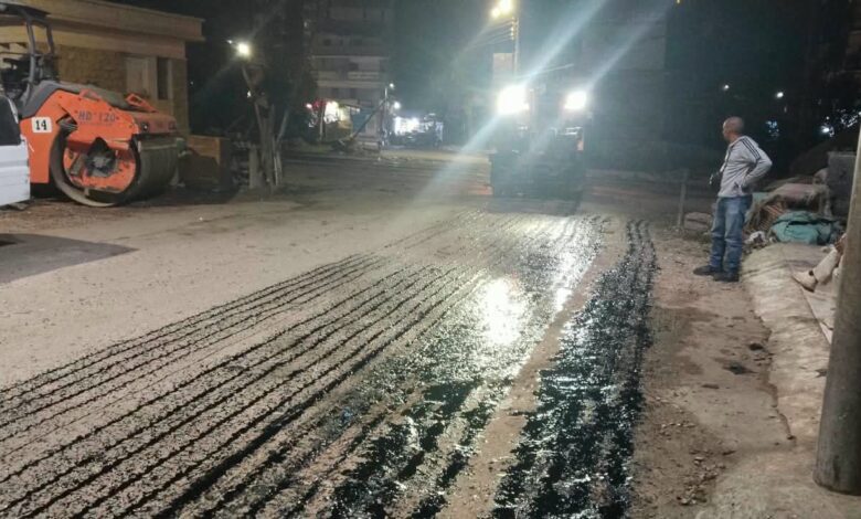 دسوق تواصل تطوير شوارعها .. واستكمال أعمال الرصف والترميم ضمن الخطة الاستثمارية 2025/2026