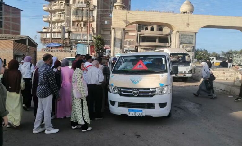 رئيس مدينة دسوق .. يدفع بـ40 سيارة وأتوبيس دعم لنقل الطلاب إلى كفر الشيخ