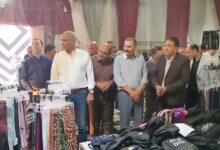 محافظ كفرالشيخ ..  تخفيضات تصل إلى 30% على السلع الغذائية والمستلزمات المدرسية بسوق اليوم الواحد بدسوق
