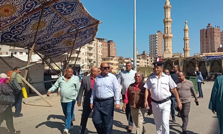 دسوق ترفع شعار «لا للإشغالات» في أول أيام المولد الإبراهيمي.