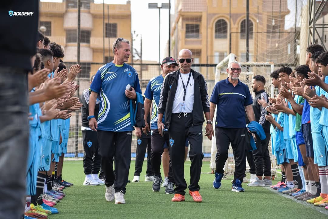 نبض الوطن .. تهنئ الكابتن محمود درويش نجم الاسماعيلي والزمالك بافتتاح الفرع الجديد لاكتشاف الموهوبين